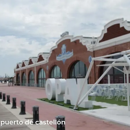 Beach Apartment * El Grado