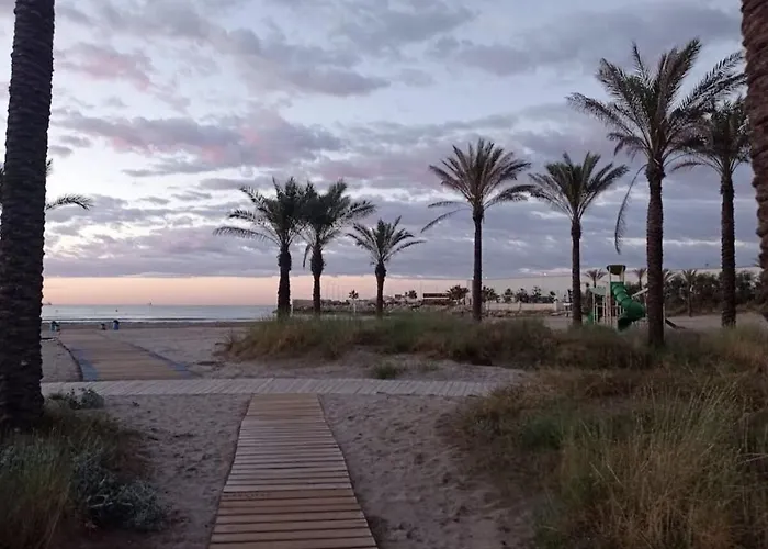 Lägenhet Beach Apartment