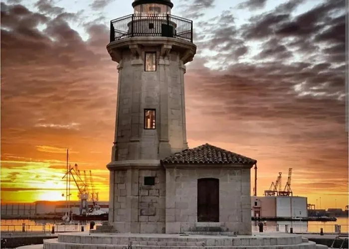 Beach Apartment El Grado